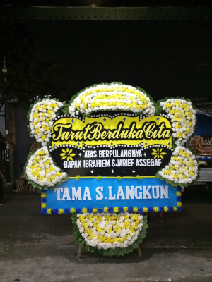 Papan Bunga Duka di Gandulan